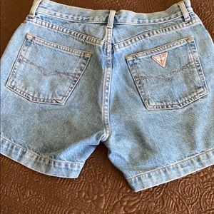 Vintage high rise Guess shorts